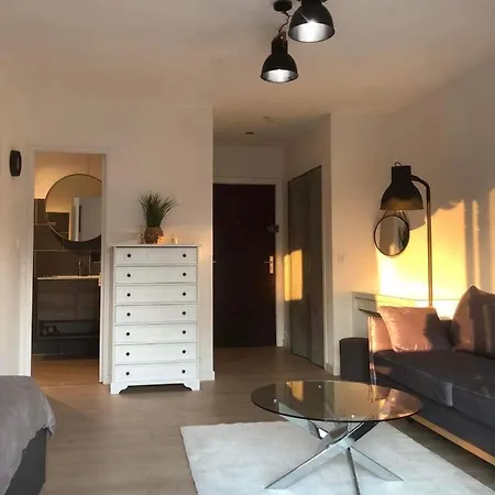 Cozy In - Ac-self Check-in *